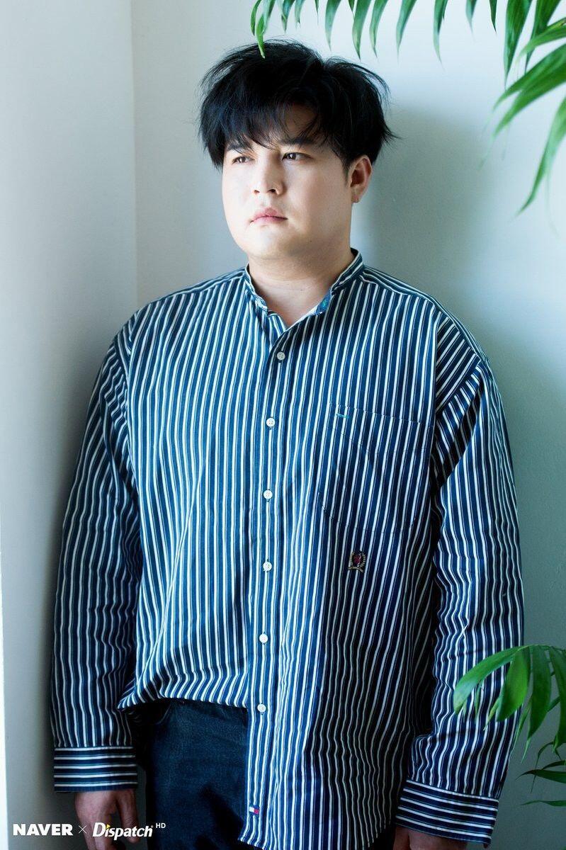 Punya Tubuh Berisi? 10 Style Buat Traveling ala Shindong Bisa Ditiru