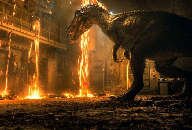 Seru, Tapi Ada 7 Kelebihan & Kekurangan Jurassic World: Fallen Kingdom
