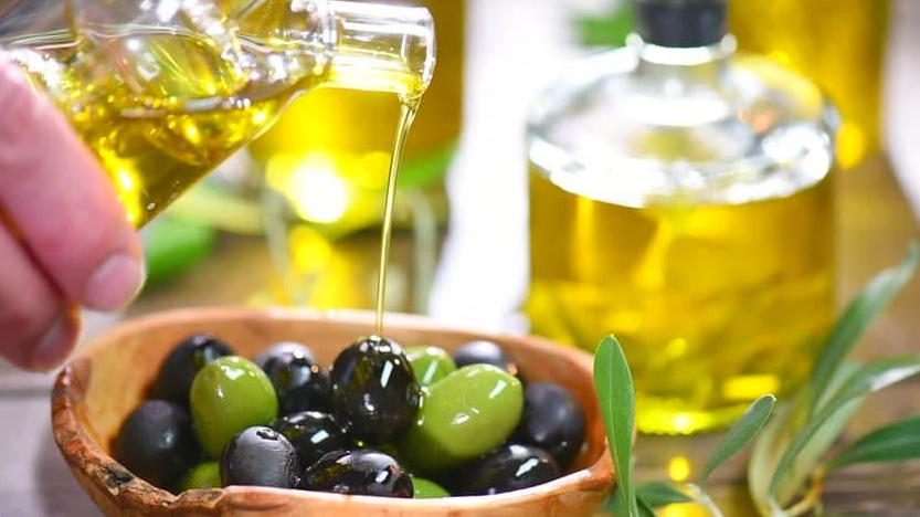 5 Bahan Makanan Enak Ini Ternyata Baik untuk Menjaga Kulit Wajah Lho