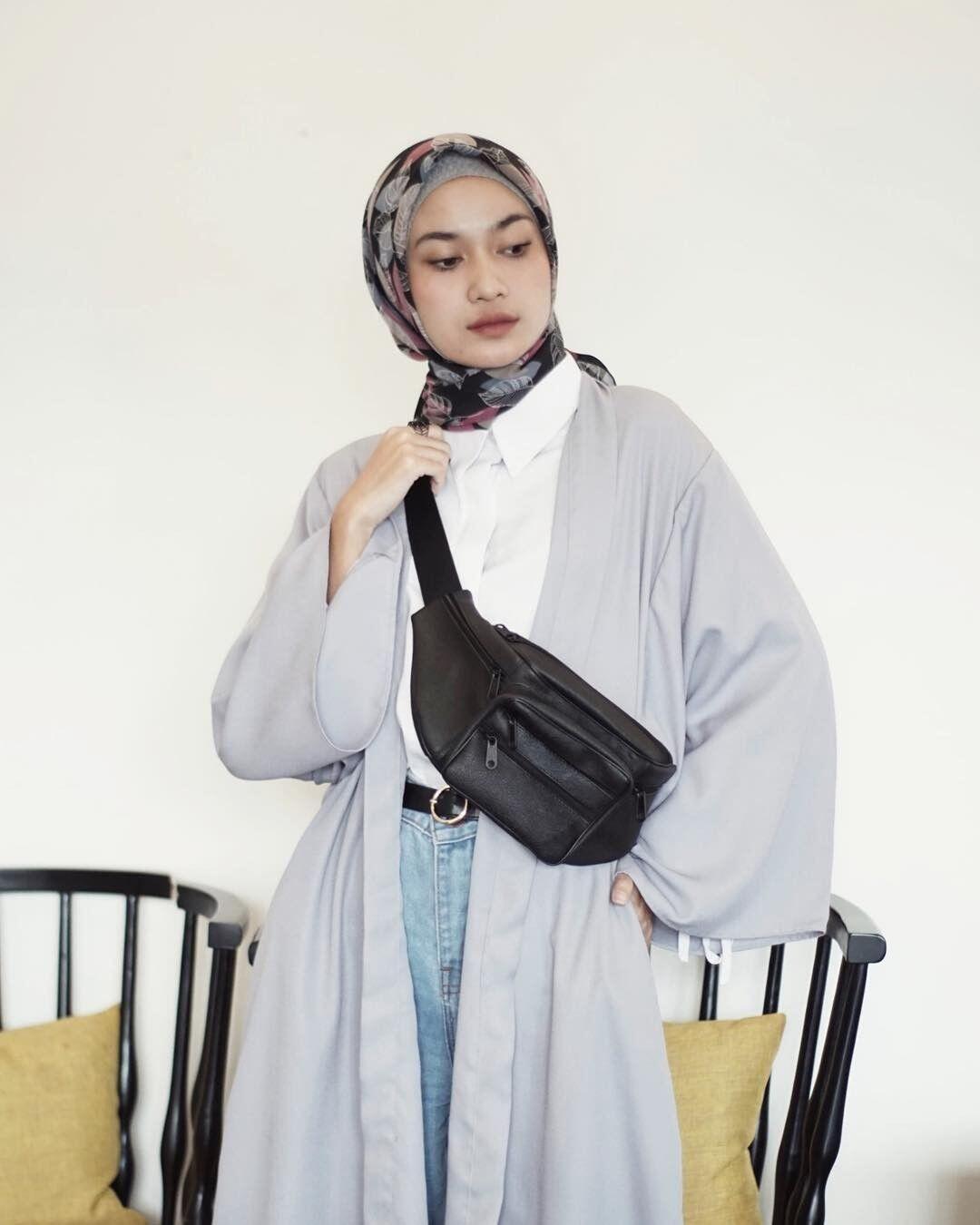 10 Ide Mix n Match dengan Outer Bagi Hijabers, Solusi Tampil Elegan Nih