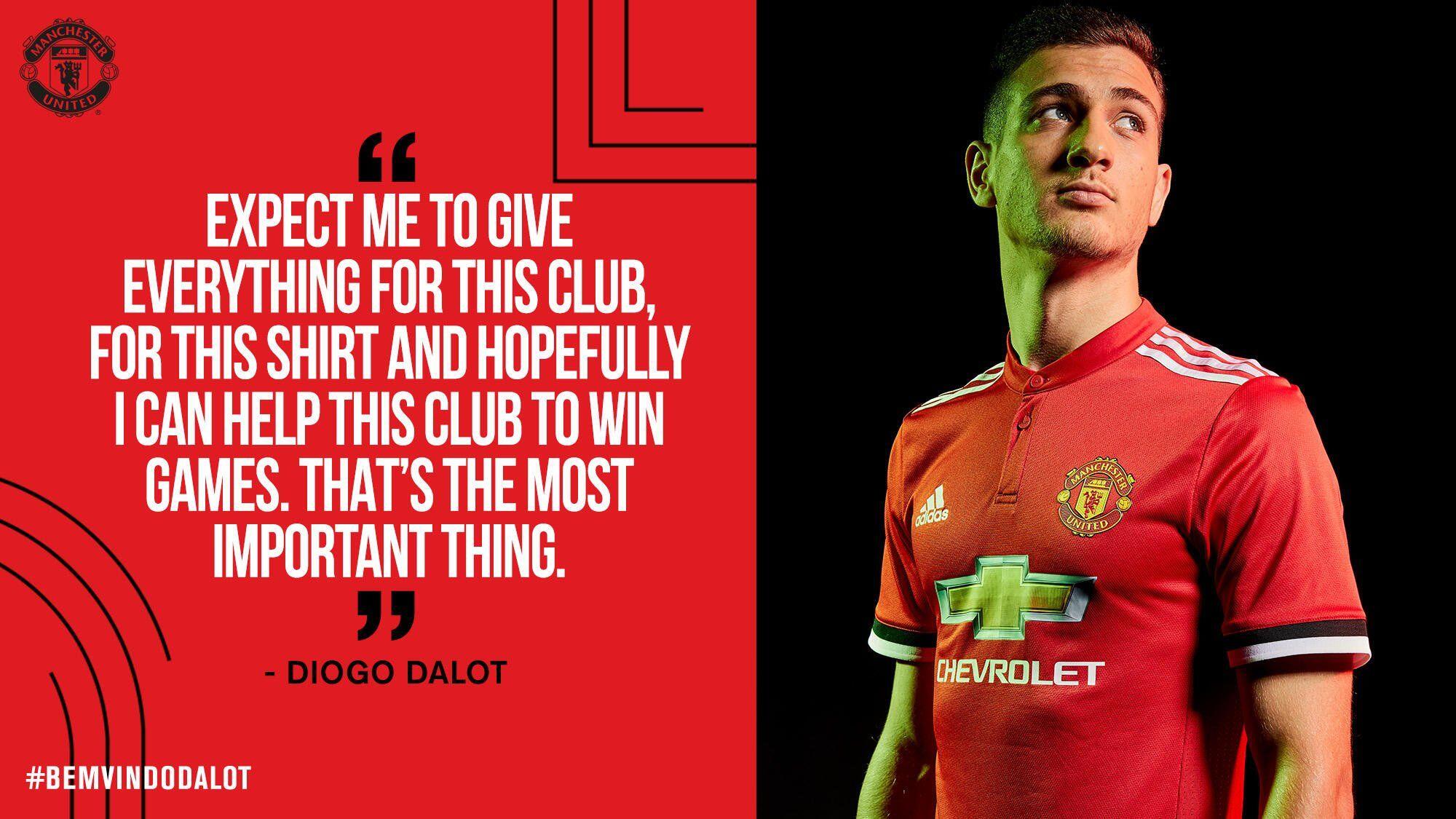 Manchester United Resmi Datangkan Diogo Dalot dengan Kontrak 5 Tahun