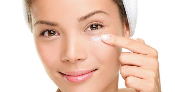 Simpel, Ini 7 Trik Makeup untuk Kulit Eksotis Biar Tampak Fresh & Gak Cakey