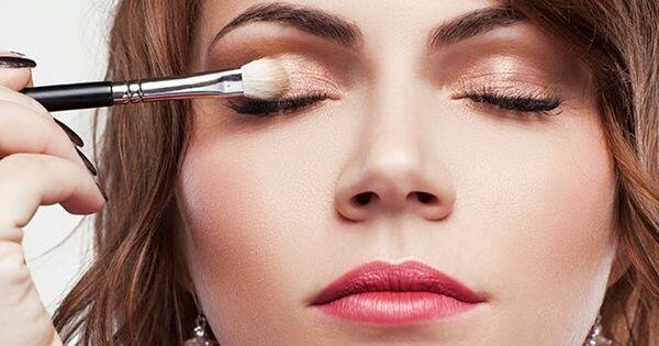 Simpel, Ini 7 Trik Makeup untuk Kulit Eksotis Biar Tampak Fresh & Gak Cakey