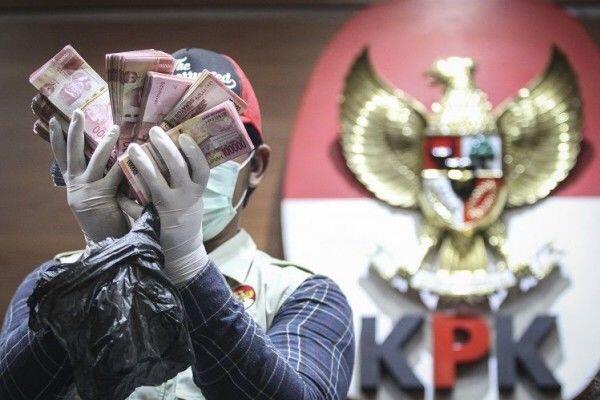 KPK Lakukan OTT di Jawa Timur