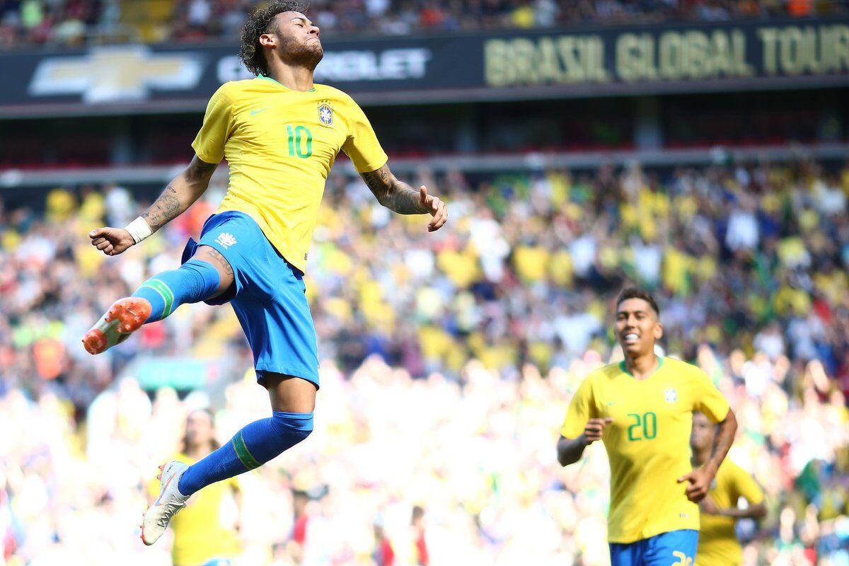 Real Madrid Tertarik Mendatangkan Neymar, Ronaldo Mulai Kecewa?