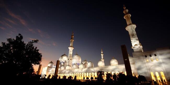 Tafsir Surat Al-Qadr Kemuliaan Lailatul Qadr