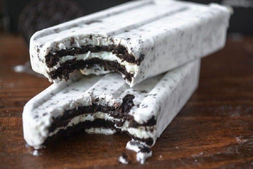 Gerah Setelah Salat Tarawih? Bikin Oreo Popsicle yang Segar Ini Yuk