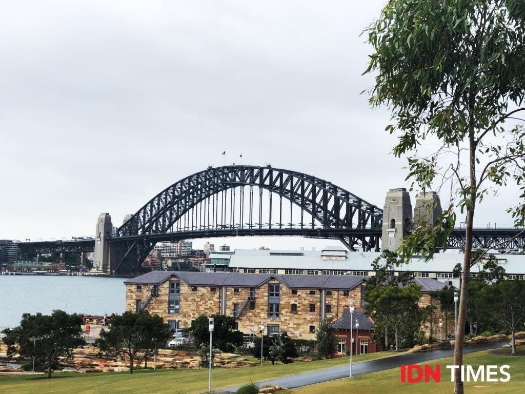 Merasakan Sensasi Menuju Puncak Sydney Harbour Bridge, Keren Banget!