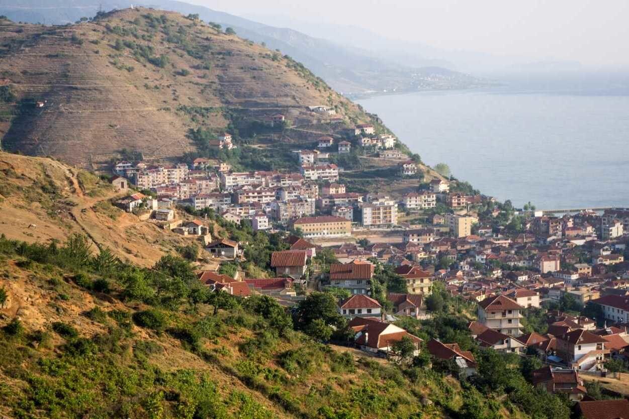 7 Destinasi Keren yang Wajib Kamu Kunjungi di Albania, Bikin Betah!