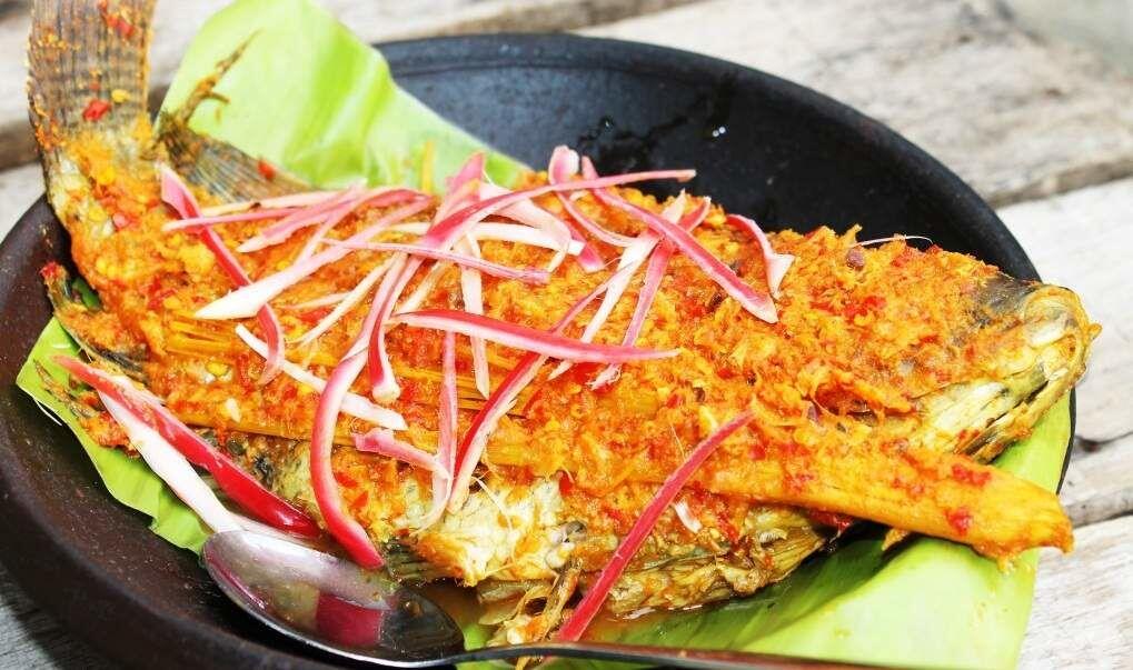 7 Makanan Unik Khas Sumatera Utara, Ada Spageti ala Batak Nih!