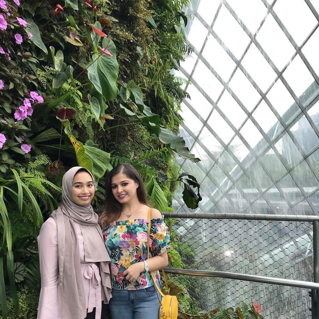 10 Pesona Nurul, Finalis Berhijab Pertama Miss Universe Selandia Baru
