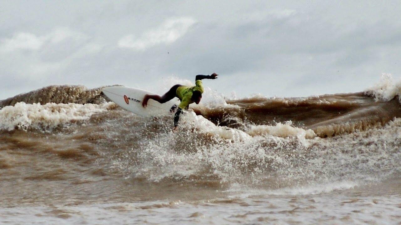 Gak Kalah Ganas dari Laut, 5 Sungai Berombak Ini Biasa Jadi Spot Surfing