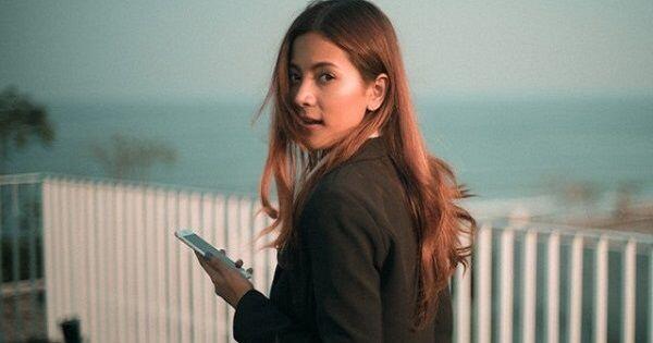 7 Cara Bersikap Pada Cowok Agar Gak Disangka Sedang Menggodanya