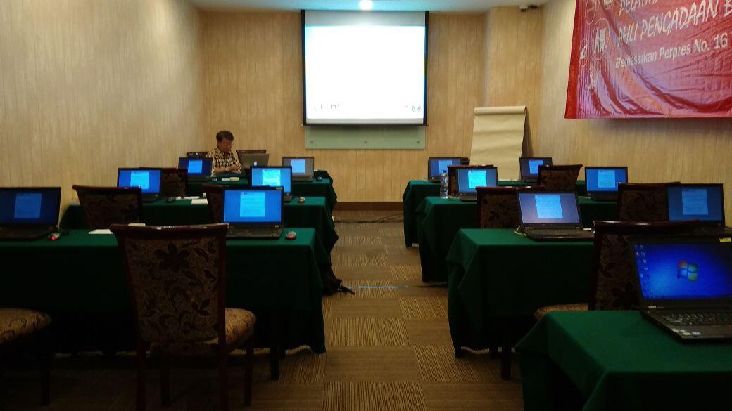 Sewa Laptop Jakarta, 0812-9615-1115, Indotekrental.com