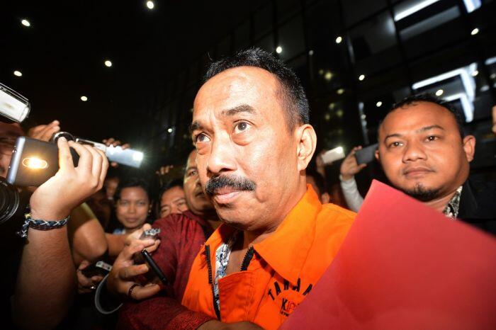 Kiprah Wali Kota Blitar yang ditahan KPK
