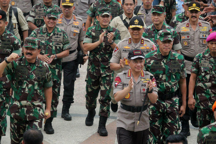 TNI dan Polri terus bangun kekompakan personel hingga desa