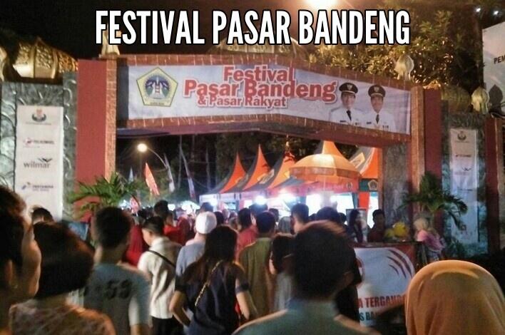 Wow!! Ikan Bandeng Berbobot 14 Kg Juarai "Festival Pasar Bandeng" di Gresik [Tradisi