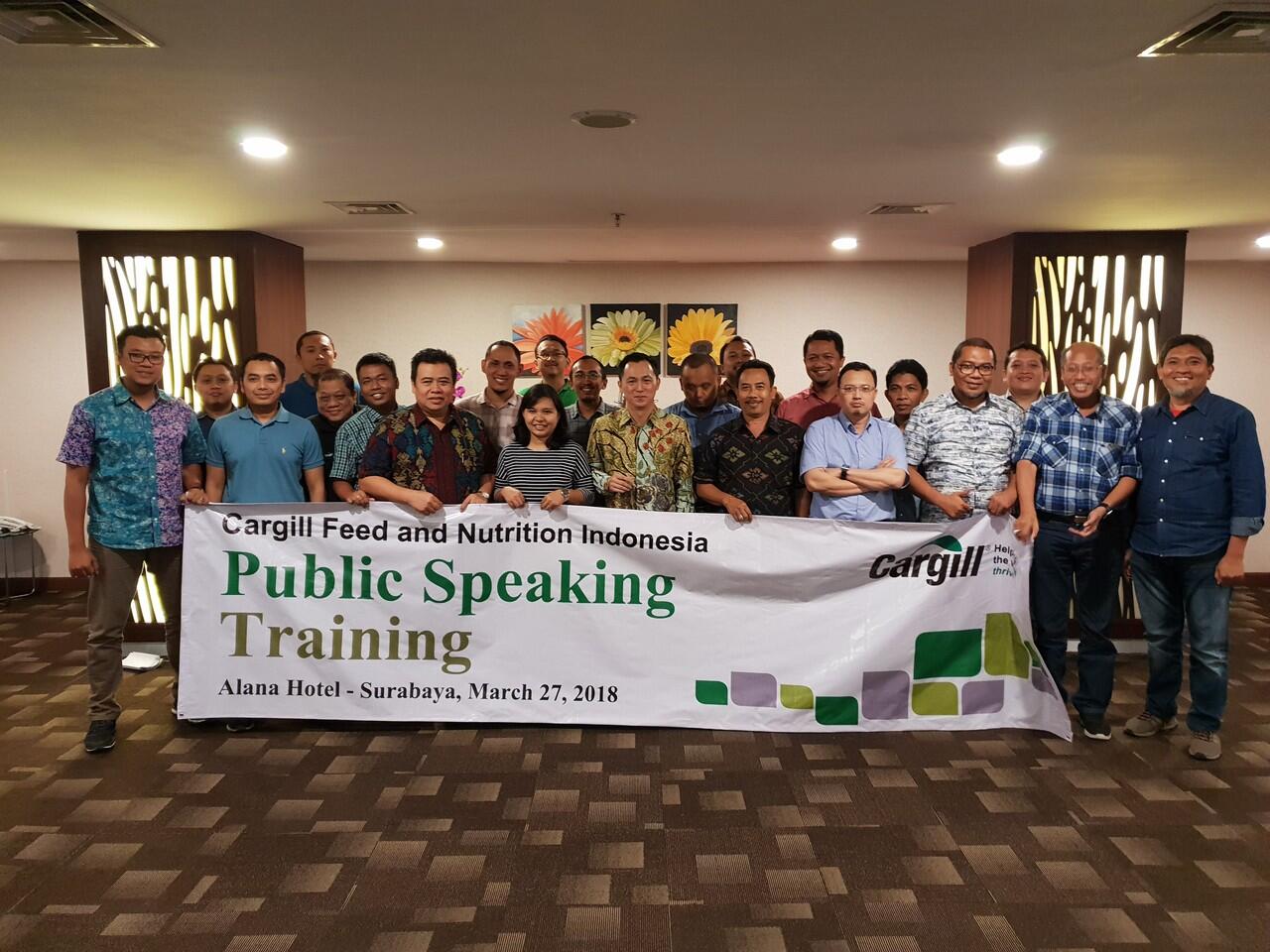Mengembangkan Percaya Diri Berbicara ala Motivator