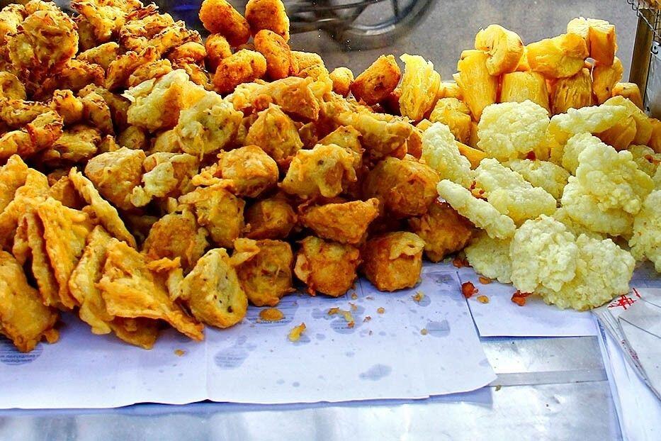 4 Jenis Makanan yang Wajib Dihindari Saat Berbuka, biar Gak Trouble