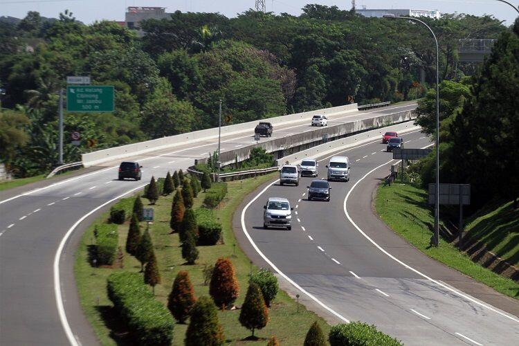 Hari Ini Puncak Mudik, Tol Jakarta Cikampek Contra-Flow 12 KM