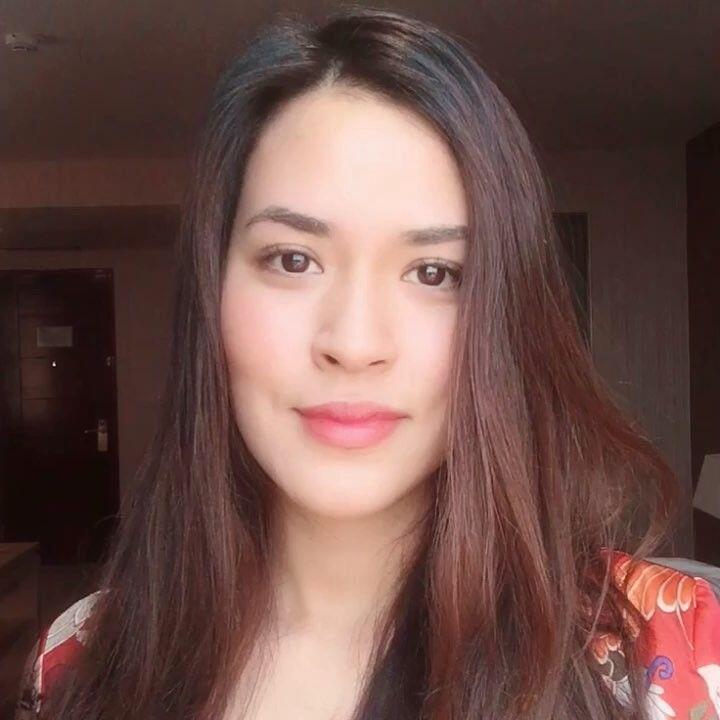 10 Seleb Ini Ganti Warna Rambutnya, Makin Kece Hingga Bikin Pangling
