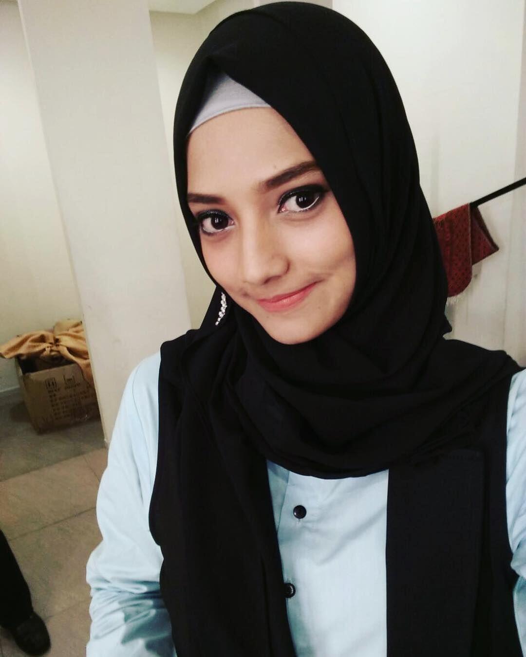 10 Potret Puja Syarma, Gadis Aceh yang Shalawatannya Bikin Hati Adem