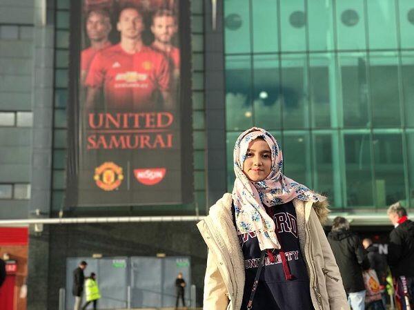 10 Inspirasi Hijab Wirda Mansur Cocok untuk Remaja yang Baru Berhijab