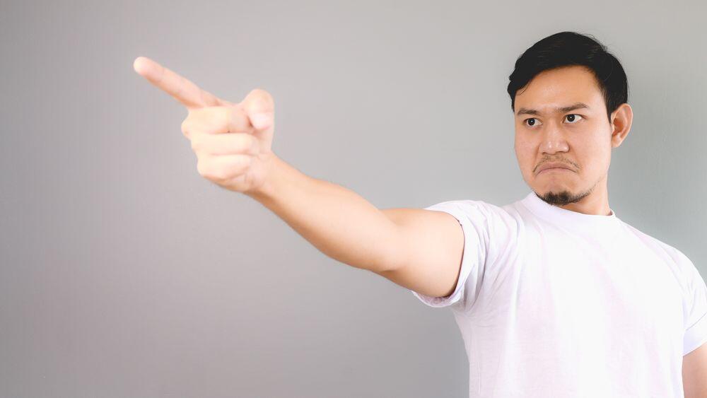 7 Kebiasaan yang Harus Kamu Hentikan untuk Menjadi Bahagia