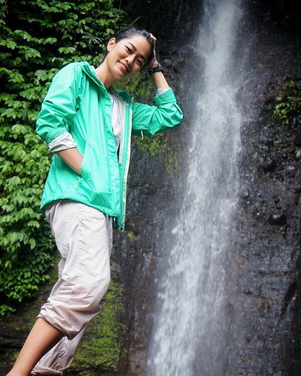 Suka Kegiatan Outdoor? Contek Gaya Simple Prisia Nasution Saat Liburan