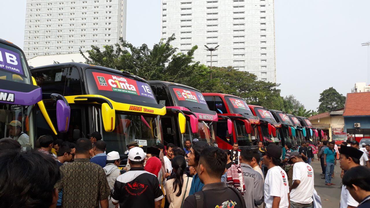 Begini Gaya Mudik C1nta Ala Cak Imin