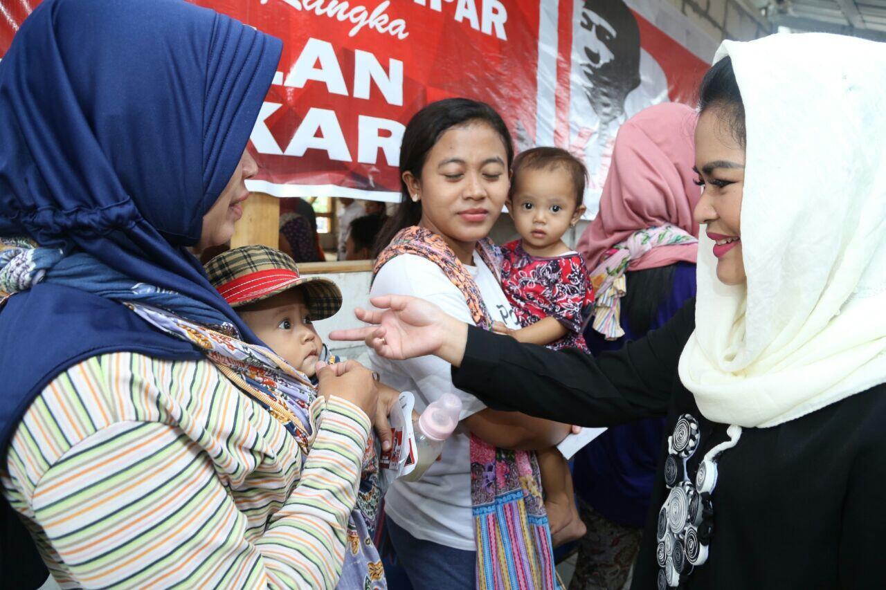Peringati Bulan Bung Karno, Puti Perkenalkan Program Jatim Sehat