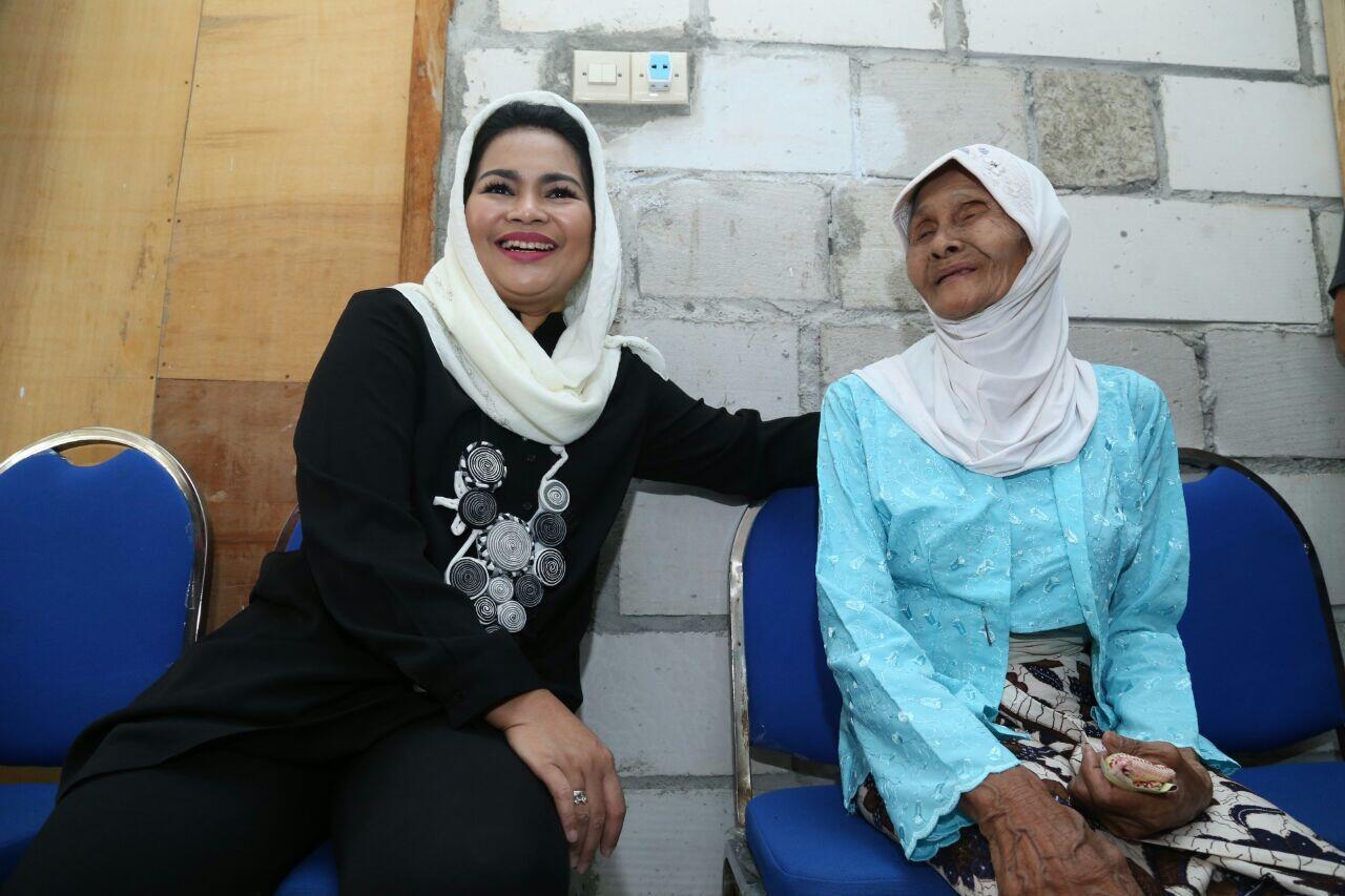 Peringati Bulan Bung Karno, Puti Perkenalkan Program Jatim Sehat