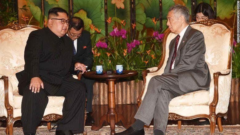 Lima Jam Setelah Kim, Trump Tiba di Singapura
