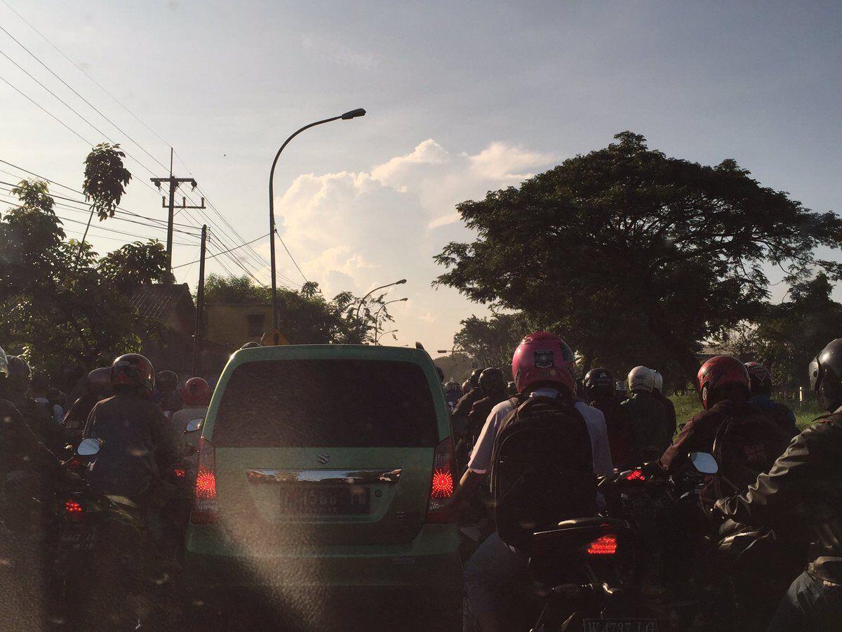 Mau Mudik ke Kota Pahlawan? Perhatikan Titik Macet di 5 Jalan ini!