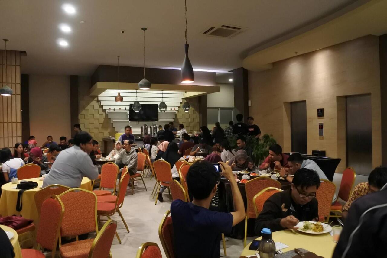 &#91;FR&#93; BUKA BERSAMA KASKUS ERYE DAN XL KASKUSER #JADIBISA SILATURAHMI