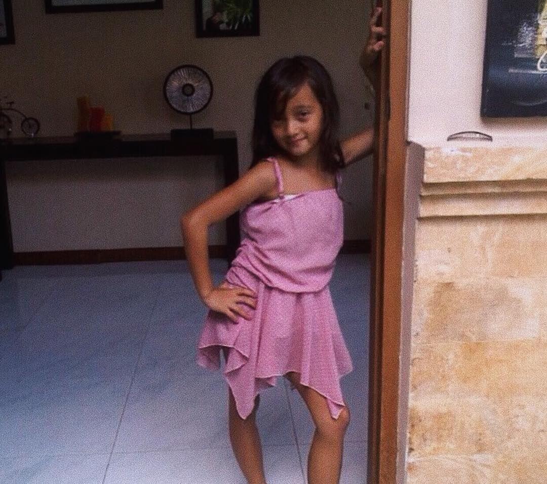 10 Potret Imut Masa Kecil Megan Domani yang Bikin Gemas Maksimal