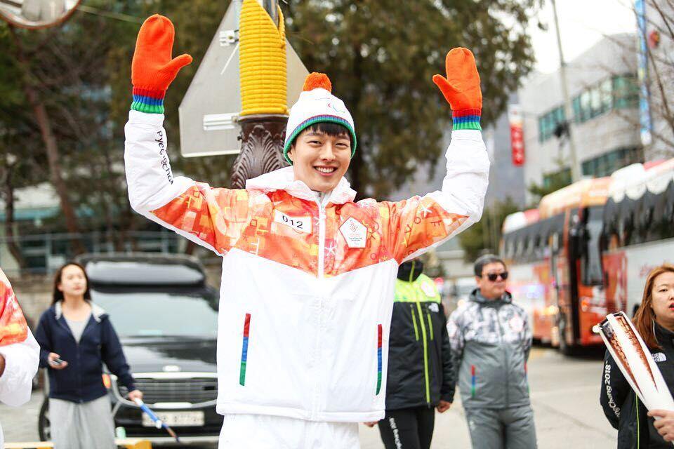 10 Pesona Jang Ki Yong, Si Detektif Cool di KDrama 'Come and Hug Me'