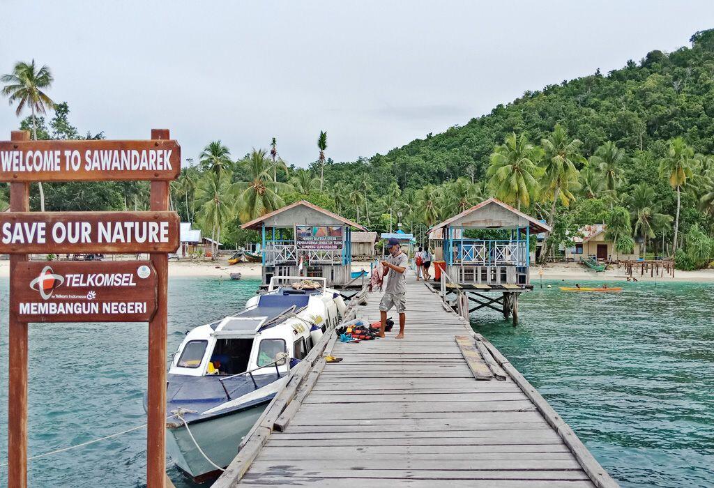 10 Spot Cantik Buat Habiskan Libur Lebaran di Raja Ampat