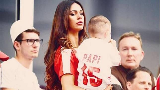 WAGS Swiss Tetap Dukung Mantan Suami di Piala Dunia 2018