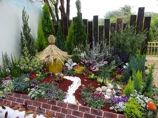 Ketika Orang Jepang Bosan Berkebun Di Halaman