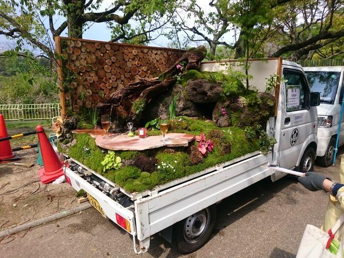 Cuma Dijepang, Taman Pun Bisa Dibawa Kemana-mana