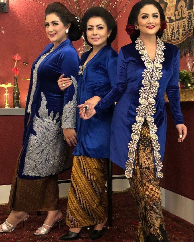 10 Penampilan Mewah Mayangsari Saat Arisan Ini Curi Perhatian