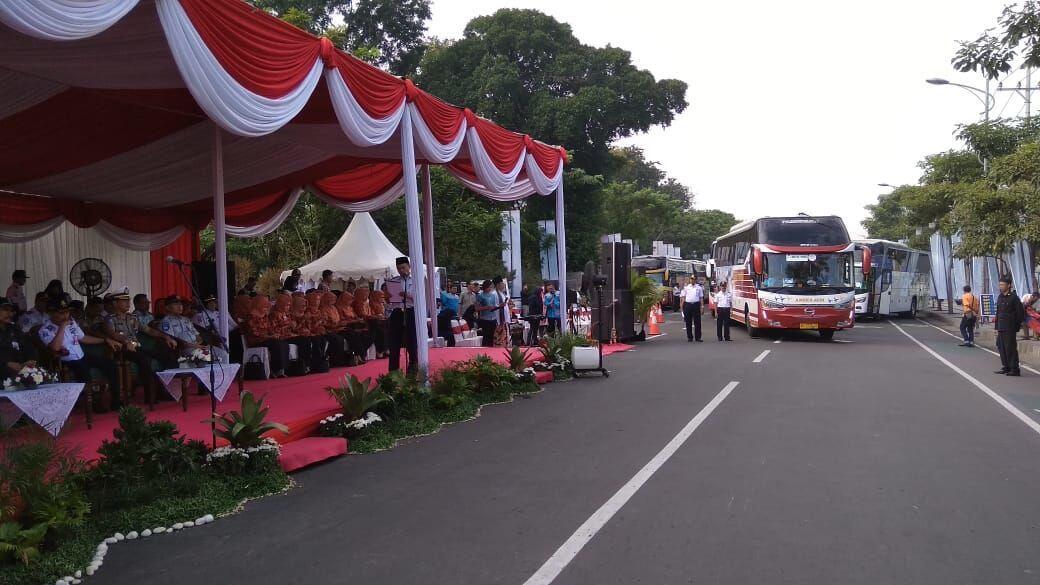 Berangkatkan 200 ribu Pemudik Gratis, Pemprov Jatim Lampaui Target