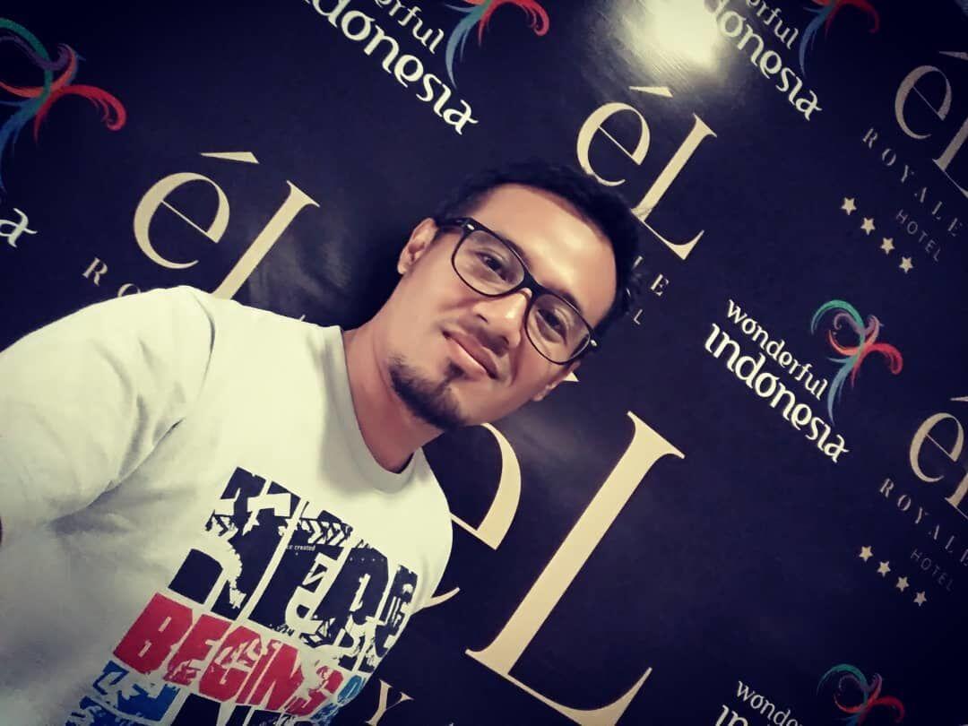 10 Potret Terbaru Aditya Pemeran Sayuti "Office Boy" Masih Ingat?