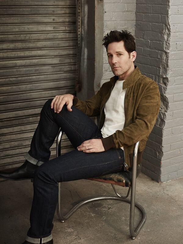 7 Inspirasi Style Paul Rudd Pemeran Ant Man yang Ganteng Abis
