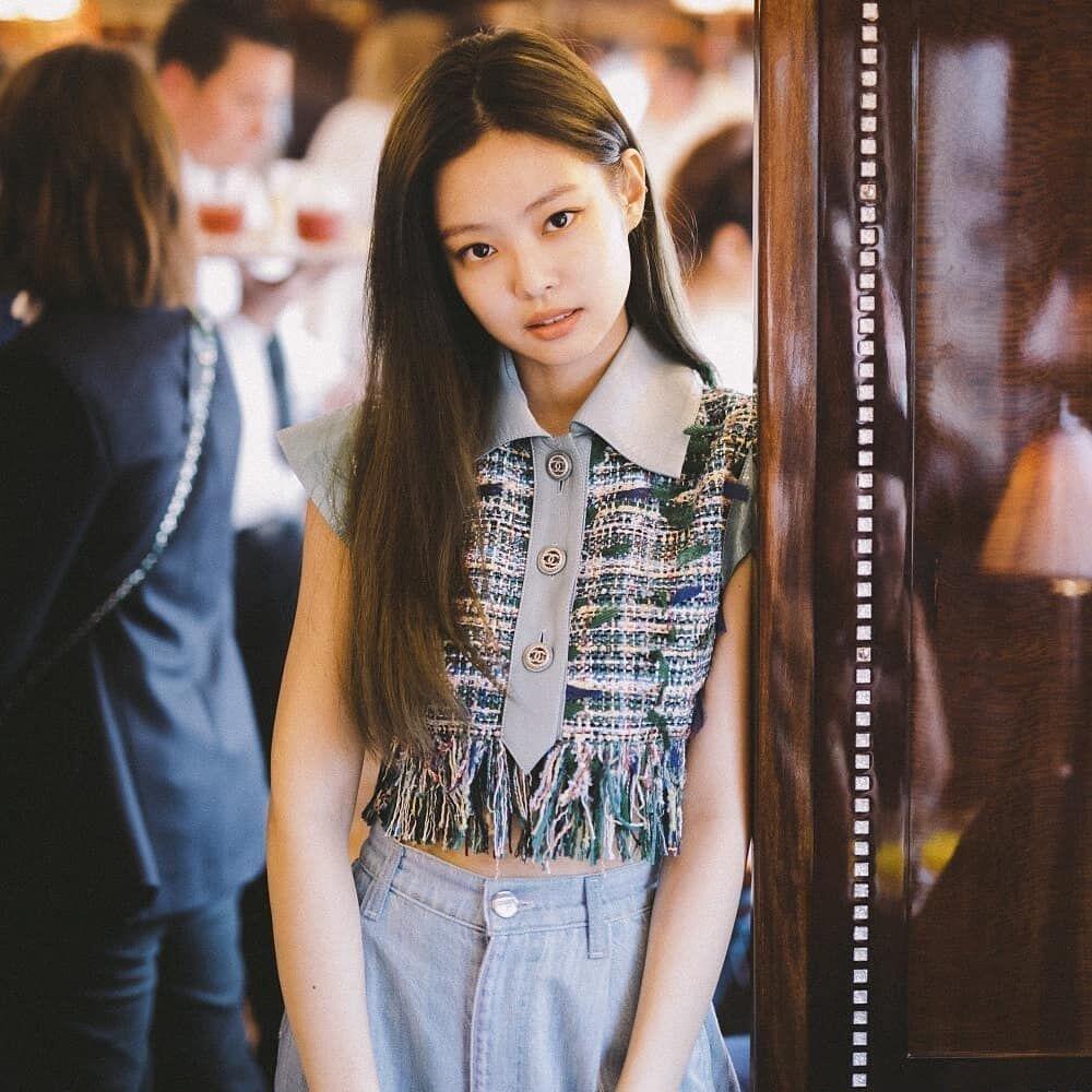 10 Potret Berkelas Jennie Blackpink Saat Hadiri Acara Chanel