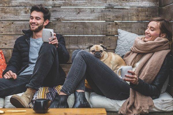 Girls, 7 Tanda Ini Menunjukkan Dia Hanya Menganggapmu Teman Biasa