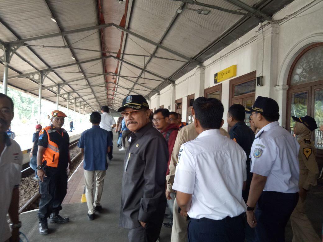 Tekan Angka Kecelakaan, Pemprov Jatim Luncurkan Kereta Mudik Gratis