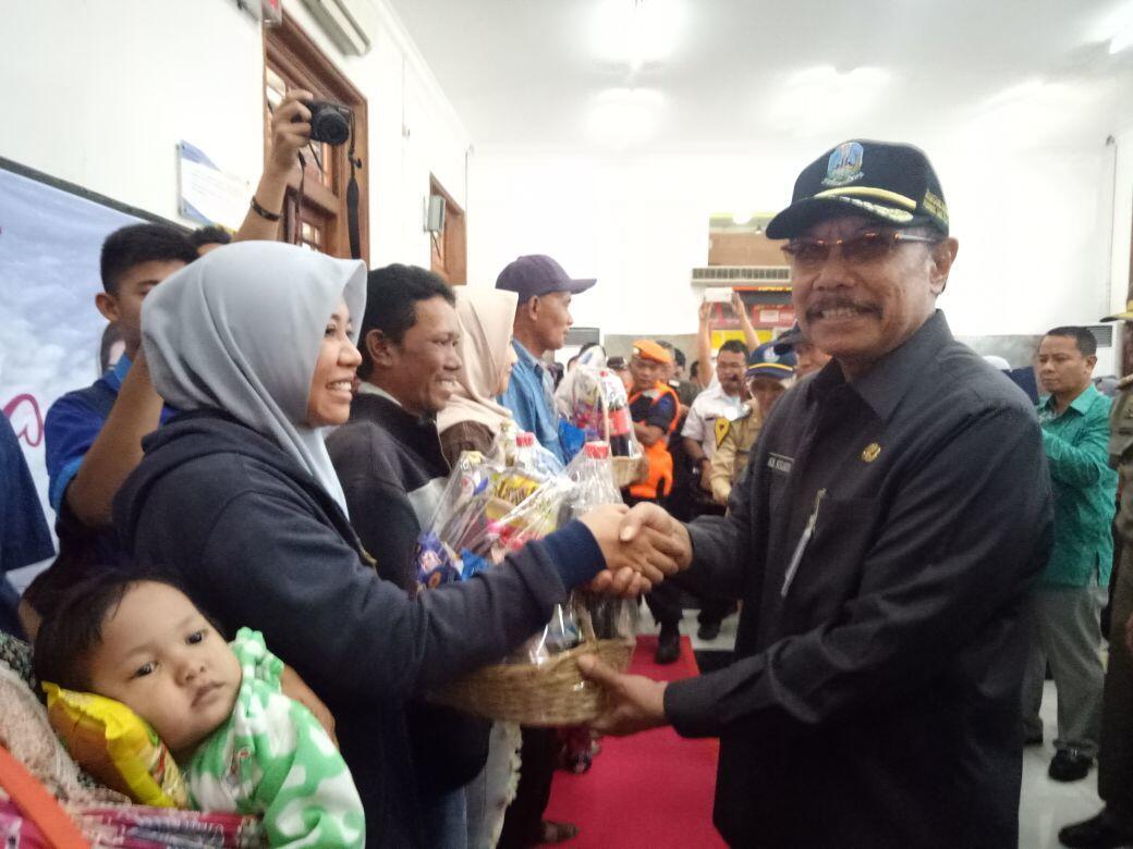 Tekan Angka Kecelakaan, Pemprov Jatim Luncurkan Kereta Mudik Gratis