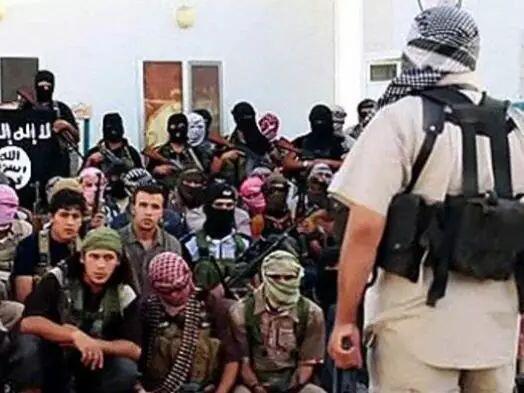 Kelakuan Sehari-hari ISIS, Wanita Dijadikan Budak Seks, yang Pria Dipaksa Perang!